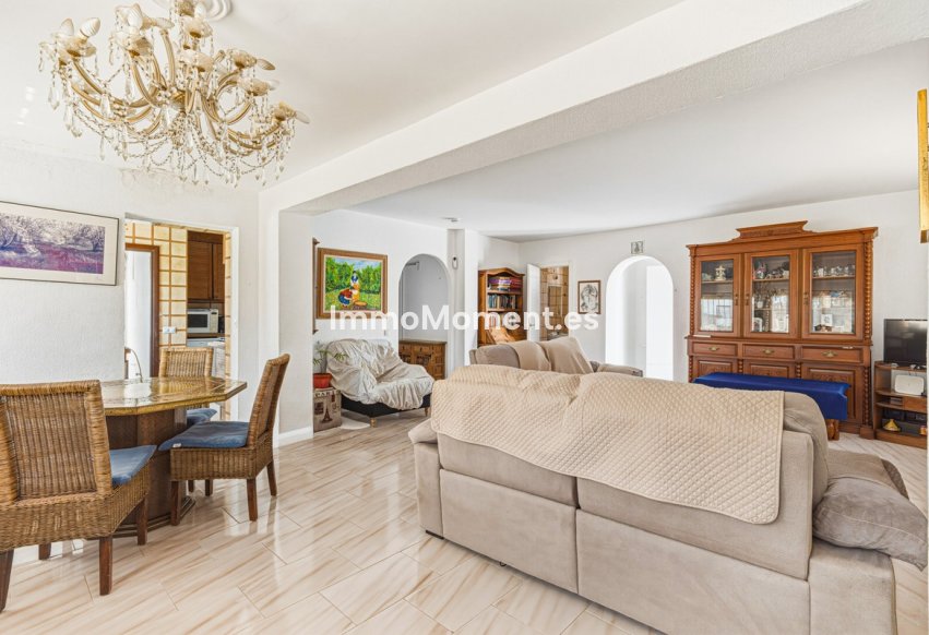 Wiederverkauf - Freistehende Villa - Marbella - Nueva Andalucía