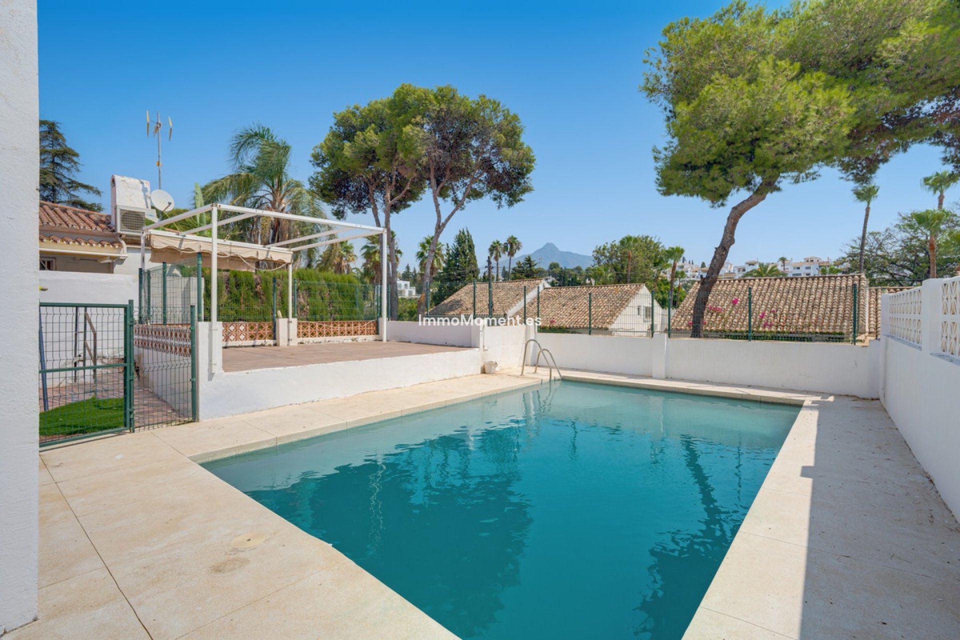 Wiederverkauf - Freistehende Villa - Marbella - Nueva Andalucía