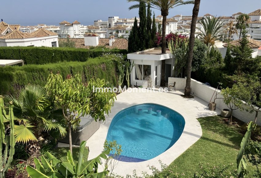 Wiederverkauf - Freistehende Villa - Marbella - Puerto Banús