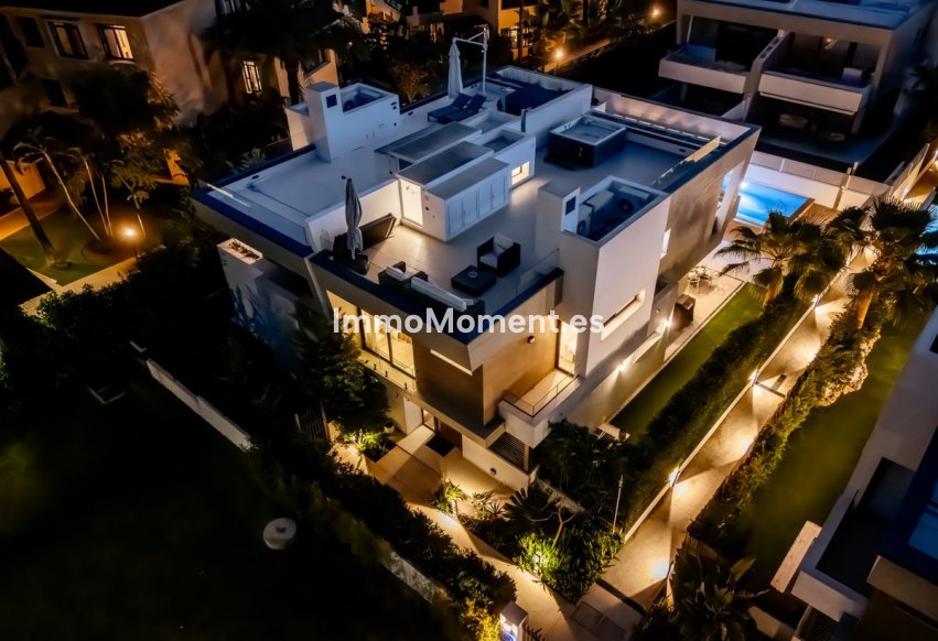 Wiederverkauf - Freistehende Villa - Marbella - Puerto Banús