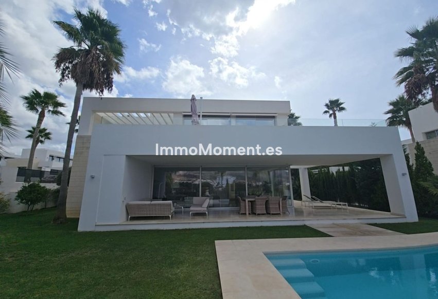 Wiederverkauf - Freistehende Villa - Marbella - Río Real