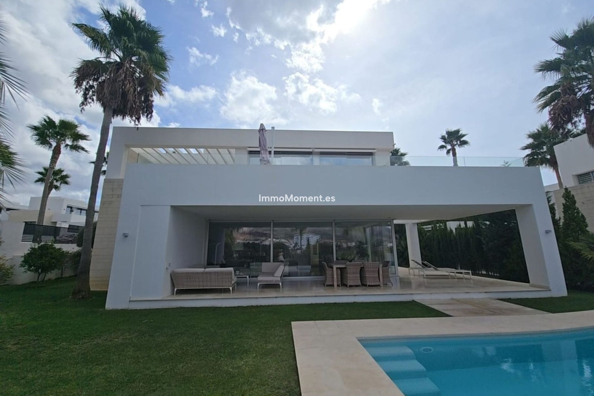Wiederverkauf - Freistehende Villa - Marbella - Río Real