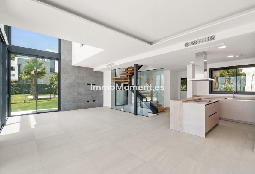 Wiederverkauf - Freistehende Villa - Marbella - Río Real