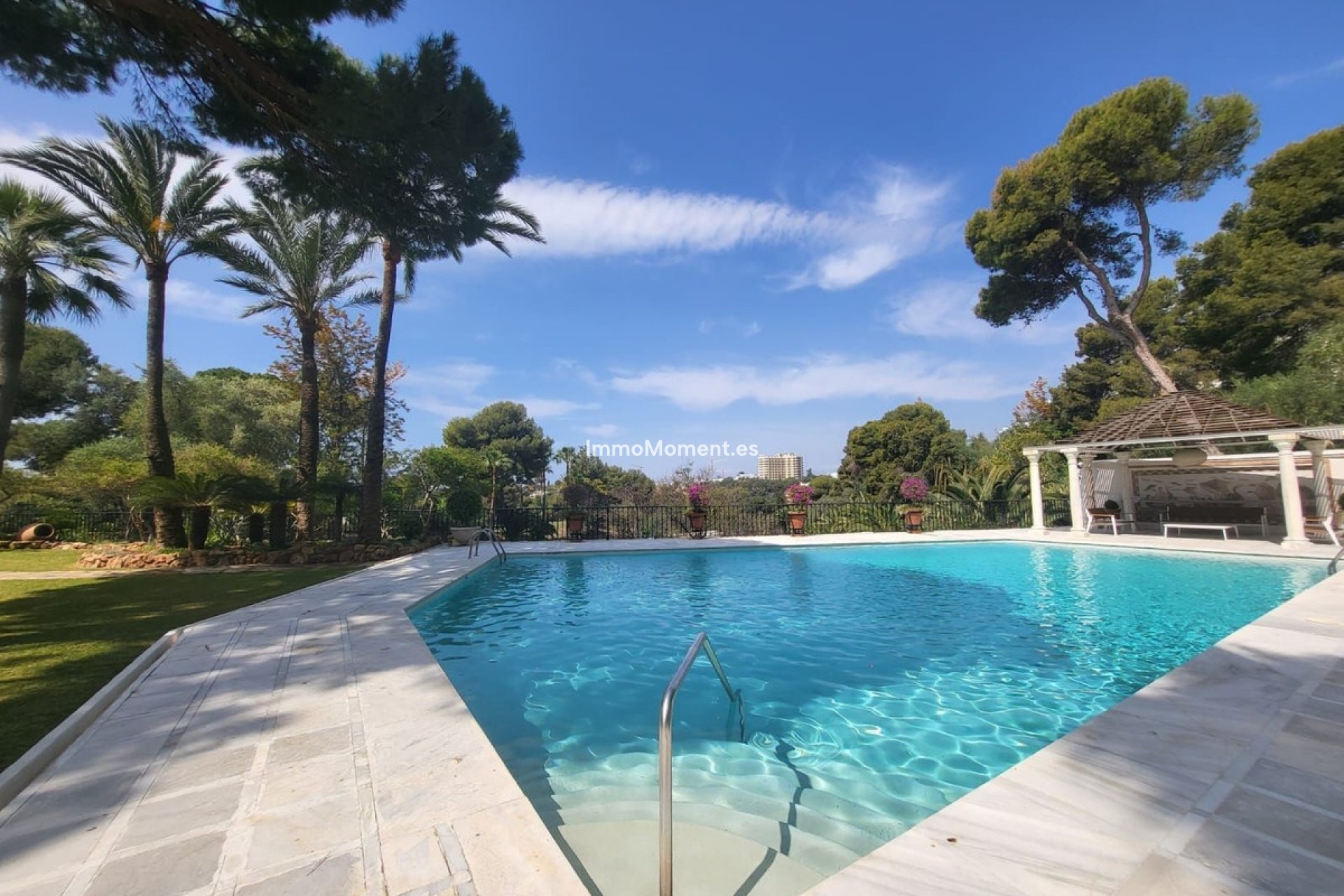 Wiederverkauf - Freistehende Villa - Marbella - Río Real