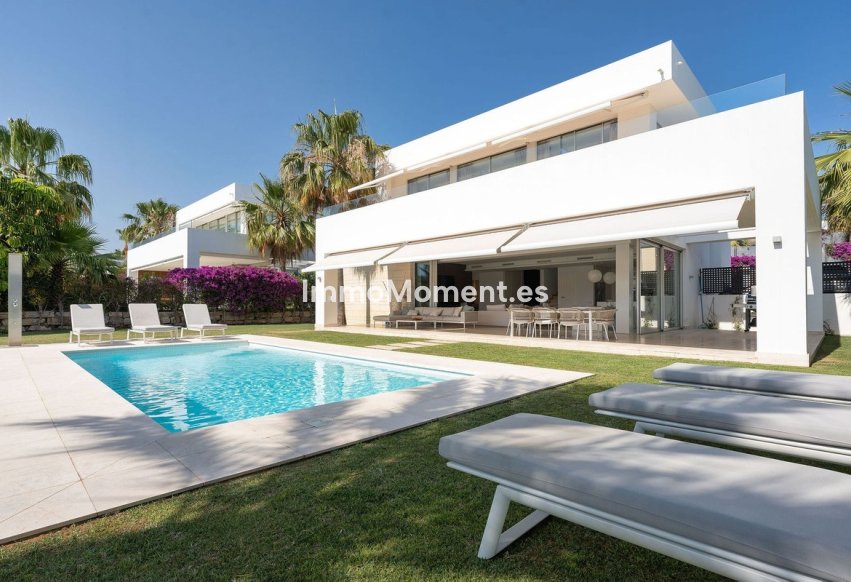 Wiederverkauf - Freistehende Villa - Marbella - Río Real
