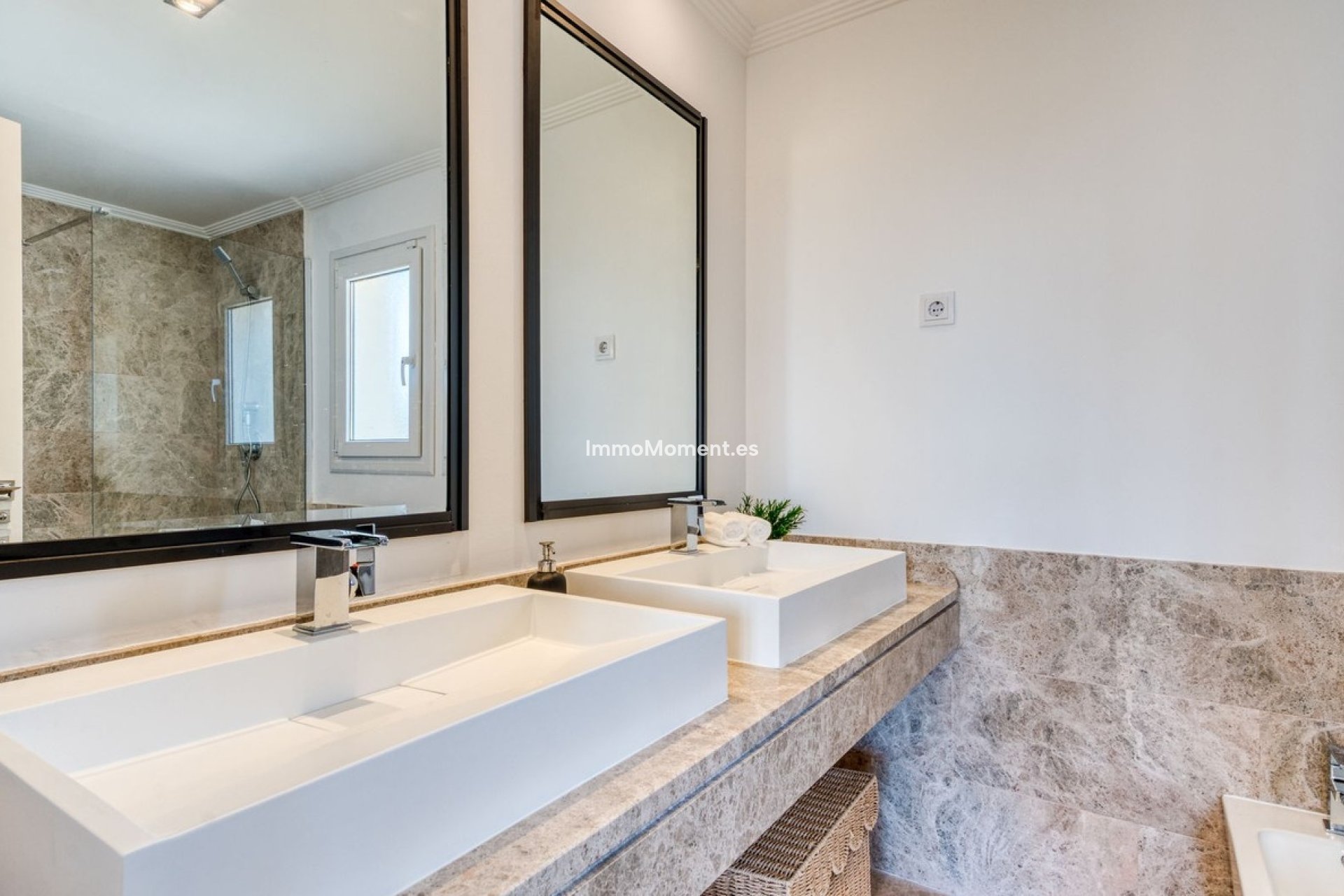 Wiederverkauf - Freistehende Villa - Marbella - Santa Clara