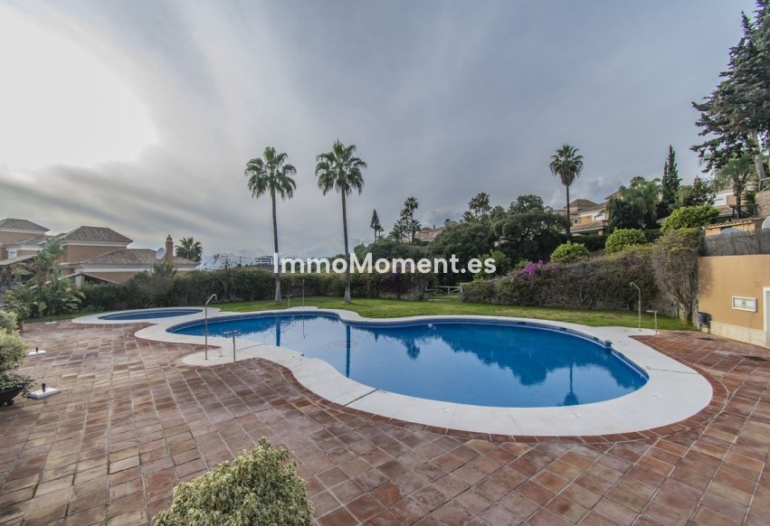 Wiederverkauf - Freistehende Villa - Marbella - Santa Clara