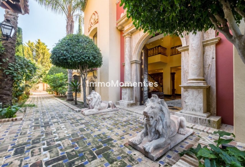 Wiederverkauf - Freistehende Villa - Marbella - Sierra Blanca