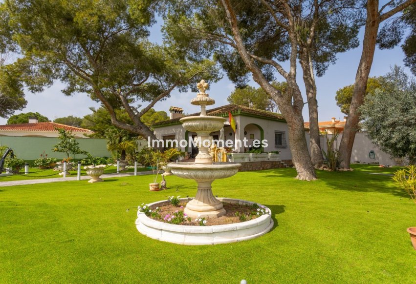 Wiederverkauf - Freistehende Villa - Orihuela - Campoamor