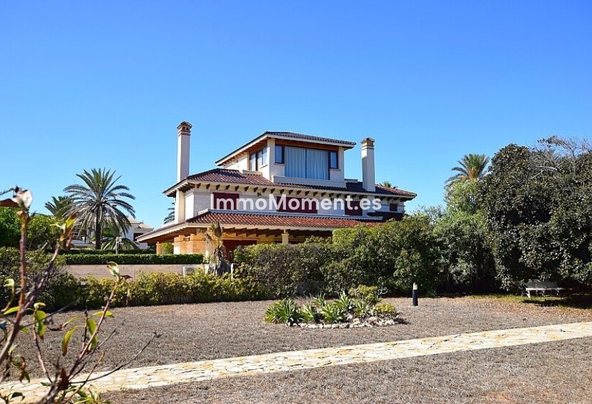 Wiederverkauf - Freistehende Villa - Orihuela Costa - Cabo roig - La Zenia