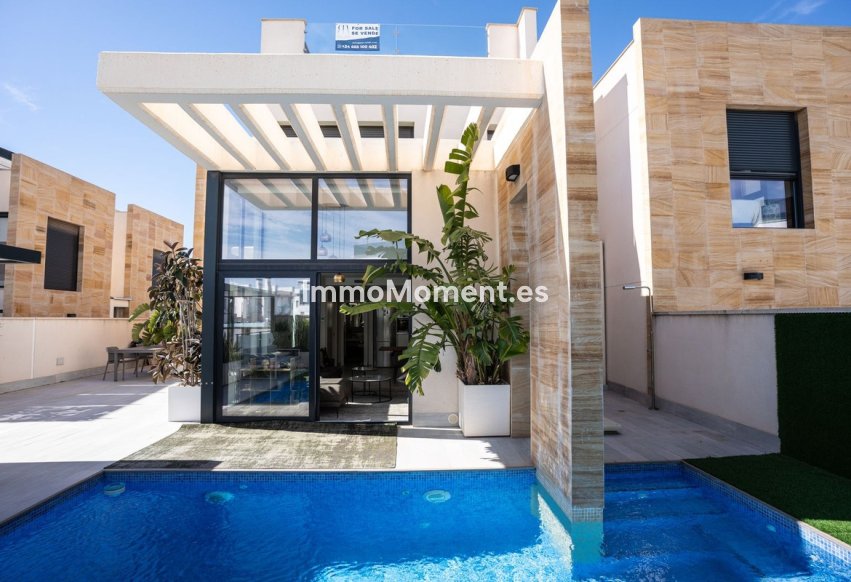 Wiederverkauf - Freistehende Villa - Orihuela Costa - Cabo roig - La Zenia