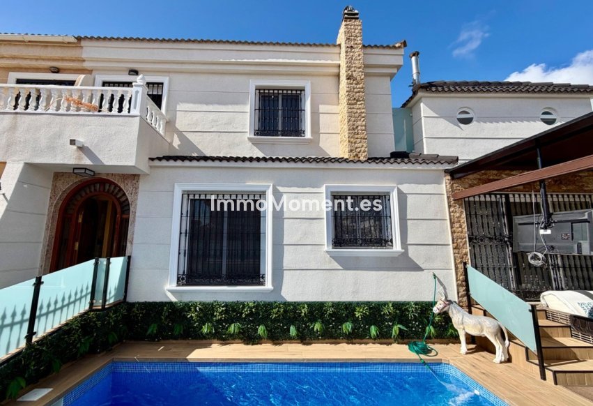Wiederverkauf - Freistehende Villa - Orihuela Costa - Cabo roig - La Zenia