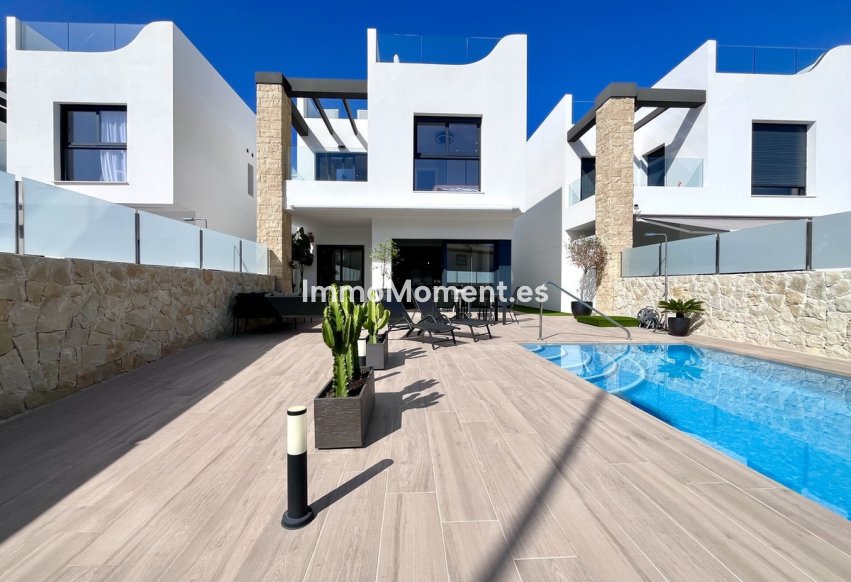 Wiederverkauf - Freistehende Villa - Orihuela Costa - Punta Prima