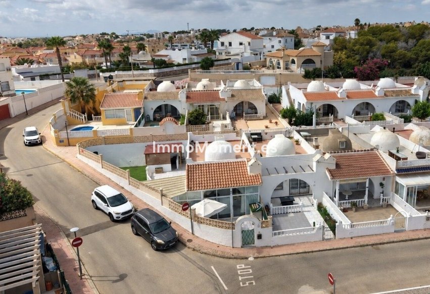 Wiederverkauf - Freistehende Villa - Orihuela Costa - Villamartín