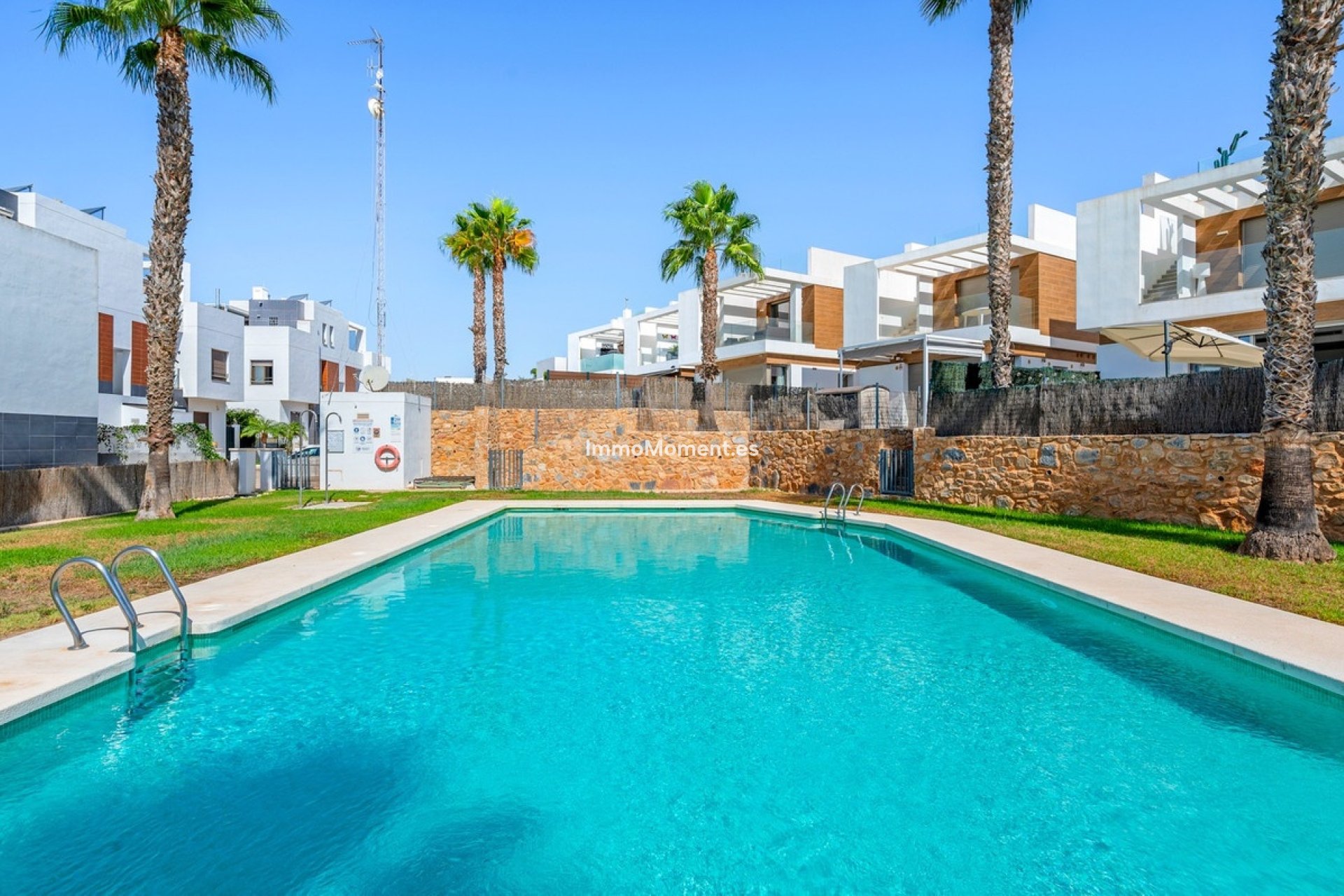 Wiederverkauf - Freistehende Villa - Orihuela Costa - Villamartín