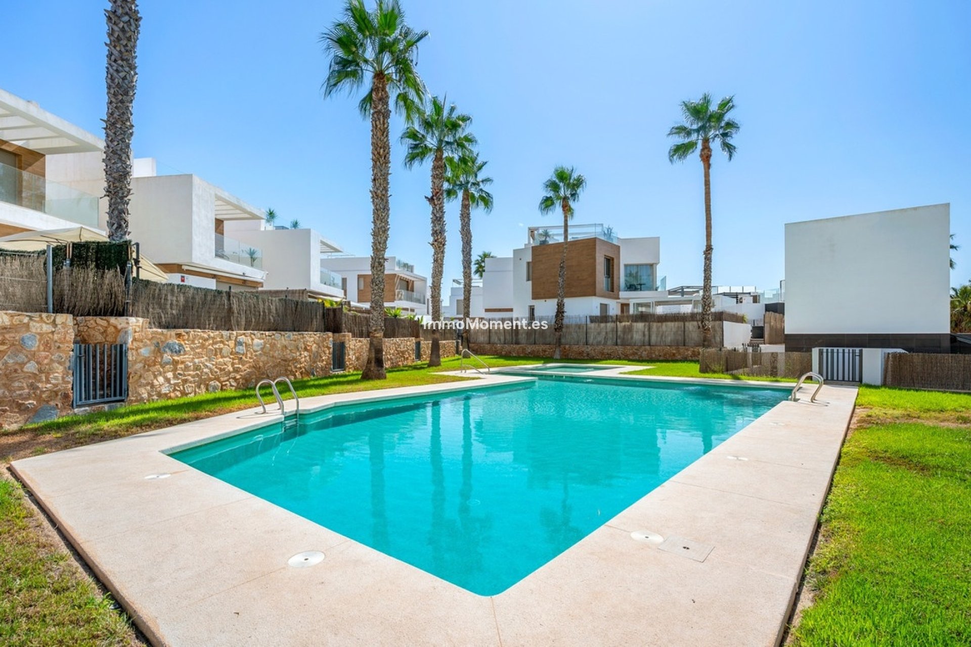 Wiederverkauf - Freistehende Villa - Orihuela Costa - Villamartín
