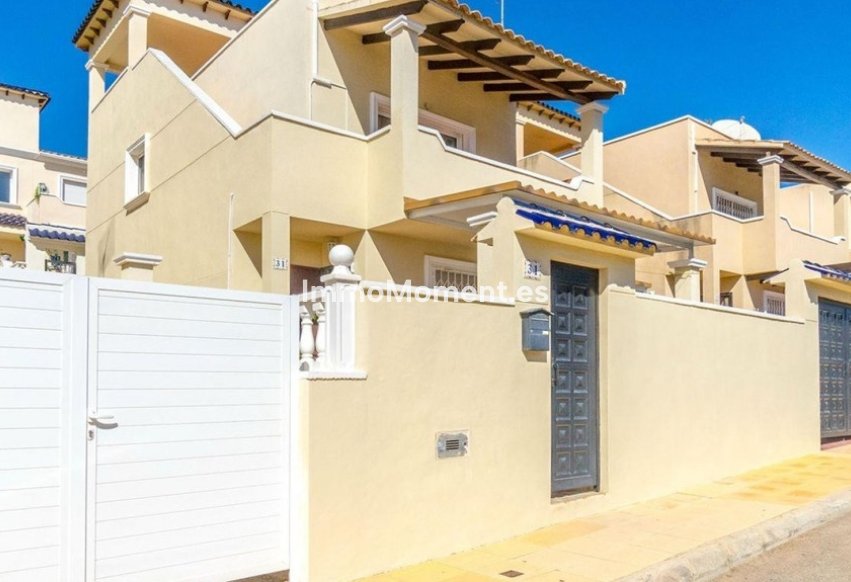 Wiederverkauf - Freistehende Villa - Orihuela Costa - Villamartín
