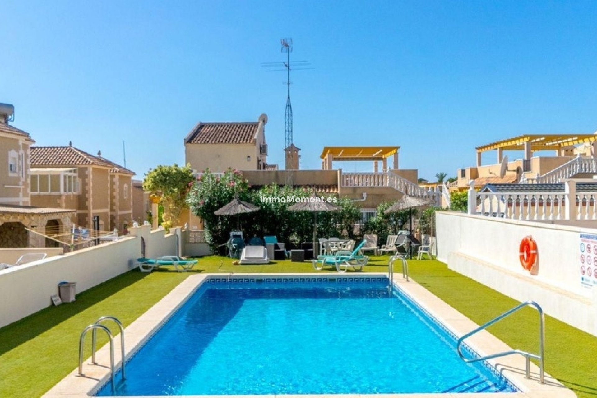 Wiederverkauf - Freistehende Villa - Orihuela Costa - Villamartín