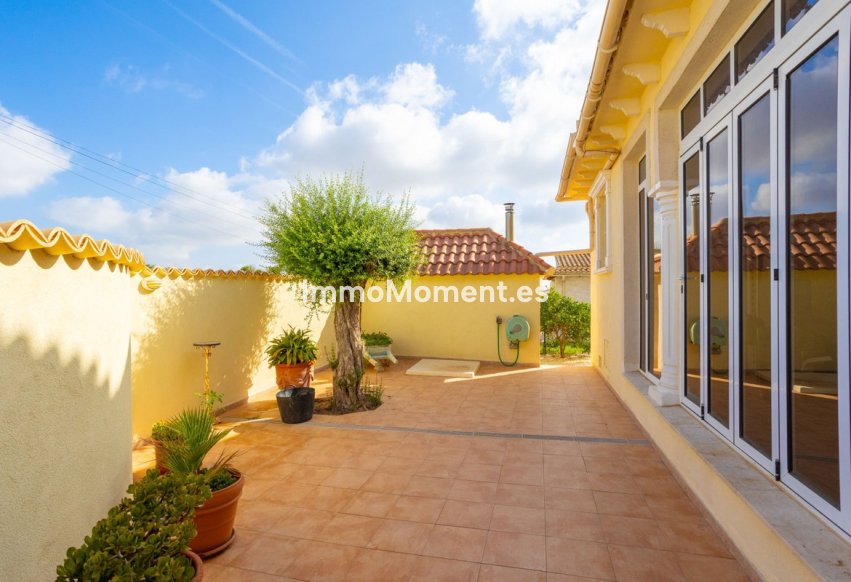 Wiederverkauf - Freistehende Villa - Orihuela Costa - Villamartín