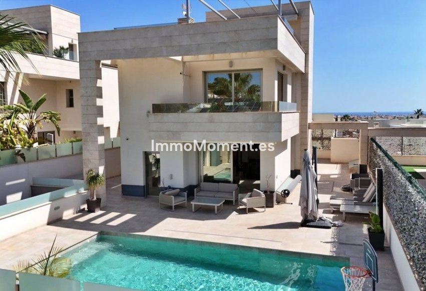 Wiederverkauf - Freistehende Villa - Orihuela Costa - Villamartín