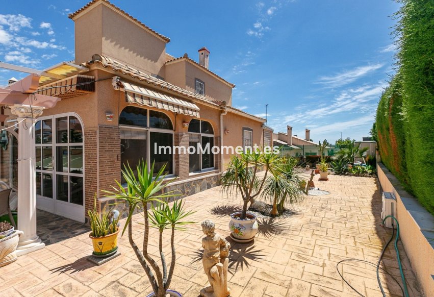 Wiederverkauf - Freistehende Villa - Orihuela Costa