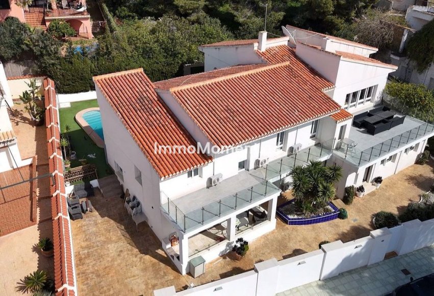 Wiederverkauf - Freistehende Villa - Orihuela - Dehesa de campoamor