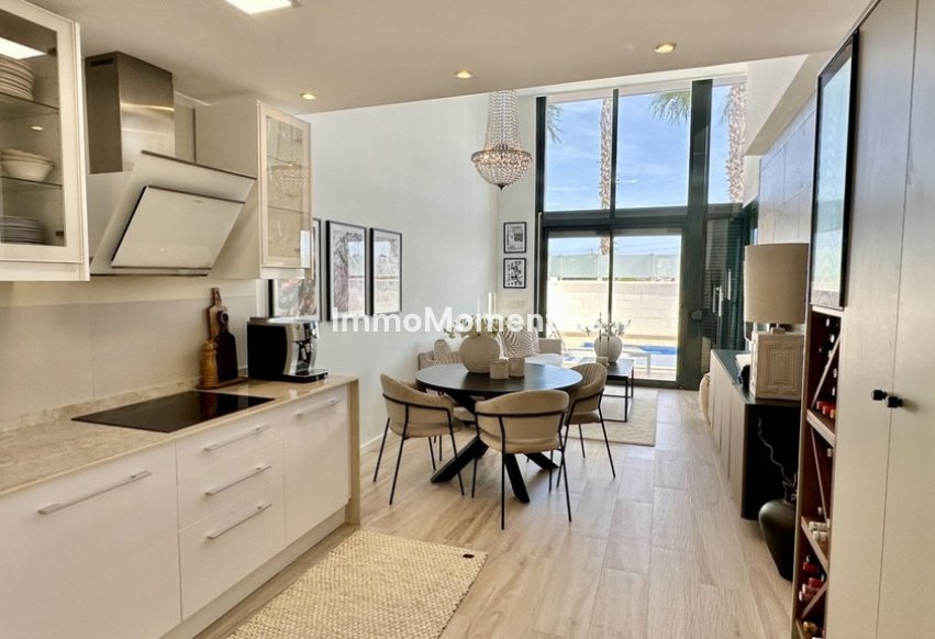 Wiederverkauf - Freistehende Villa - Orihuela - Lomas de Cabo Roig