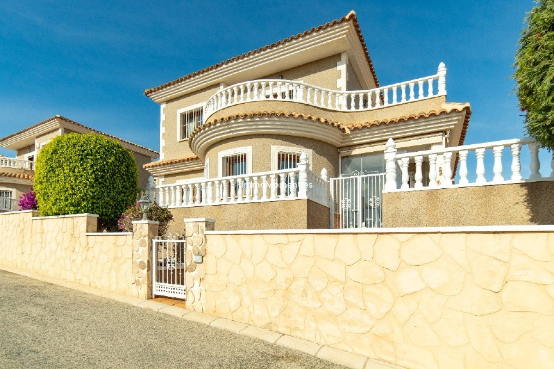 Wiederverkauf - Freistehende Villa - Orihuela - Los Altos