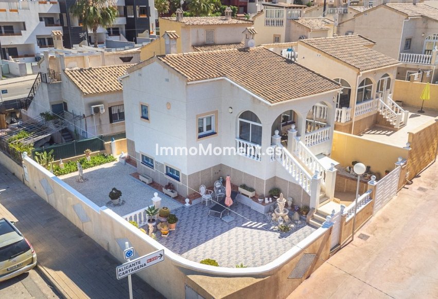 Wiederverkauf - Freistehende Villa - Orihuela - Los Altos