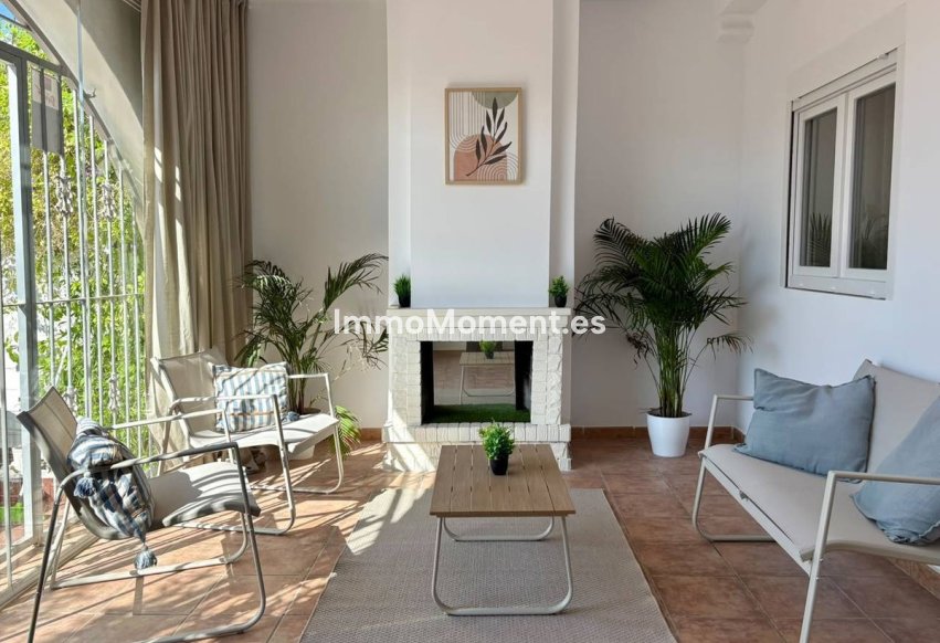Wiederverkauf - Freistehende Villa - Orihuela - Playa Flamenca