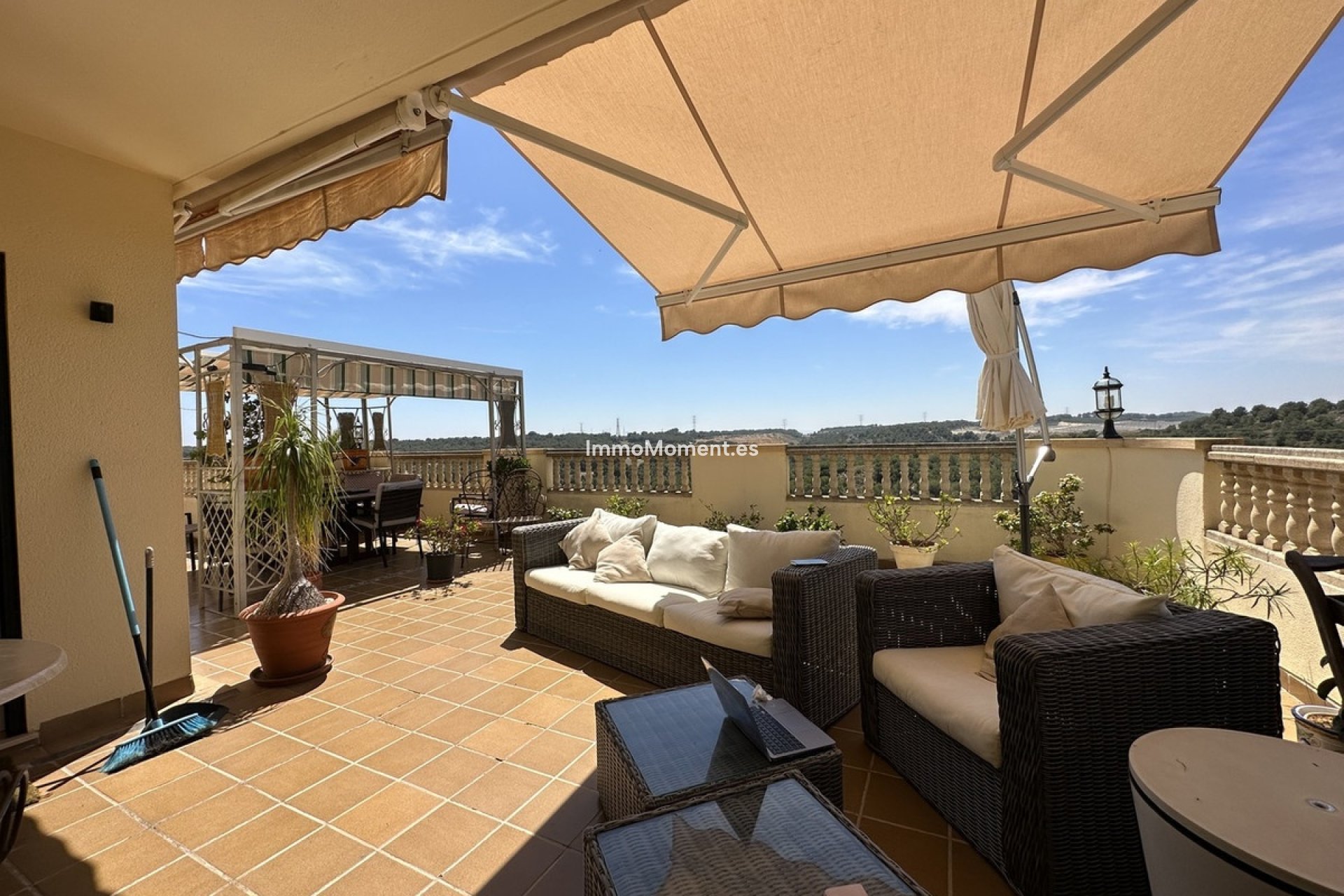 Wiederverkauf - Freistehende Villa - Orihuela - Villamartin