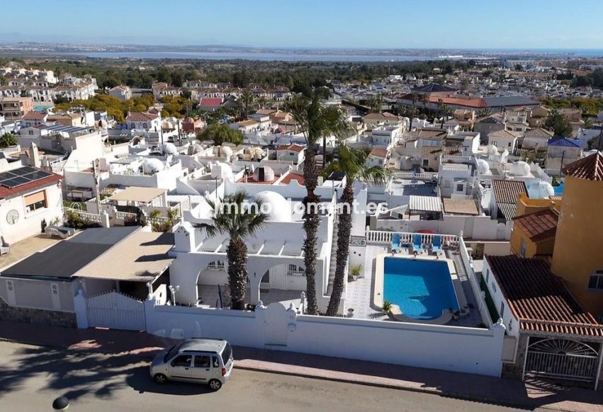 Wiederverkauf - Freistehende Villa - Orihuela - Villamartin