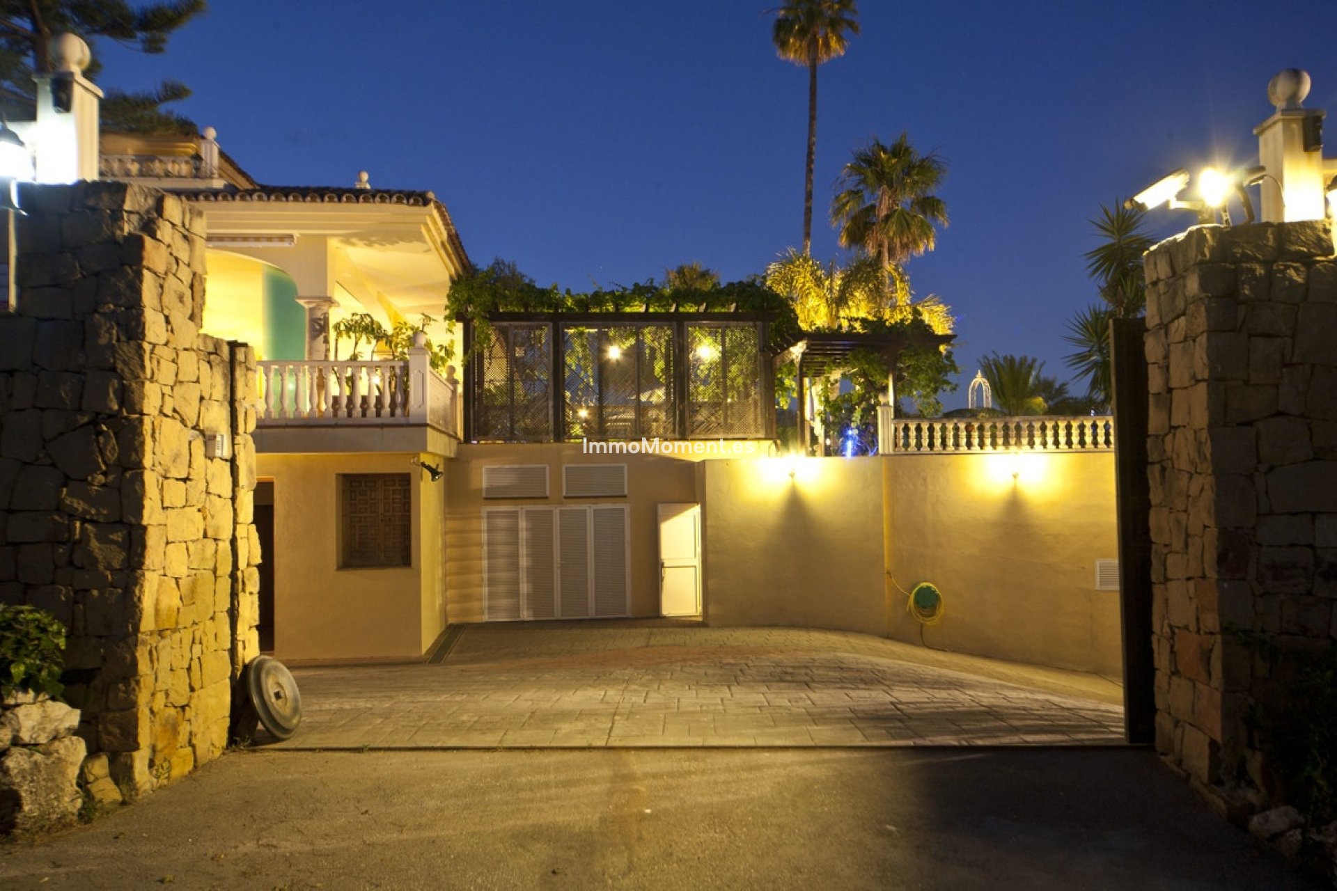 Wiederverkauf - Freistehende Villa - Puerto Banús