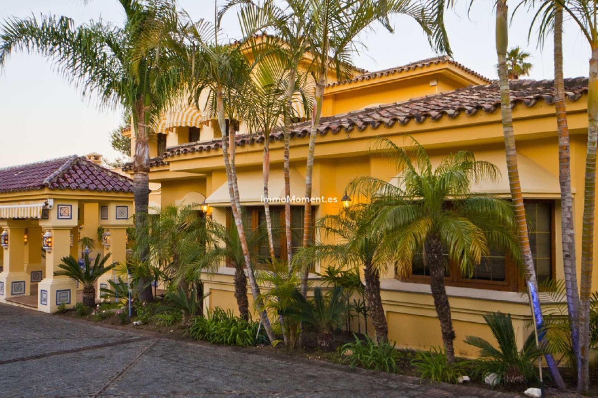 Wiederverkauf - Freistehende Villa - Puerto Banús