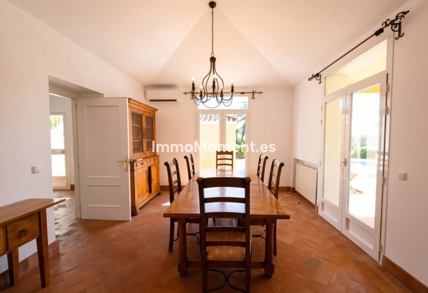 Wiederverkauf - Freistehende Villa - Sotogrande - Sotogrande Costa