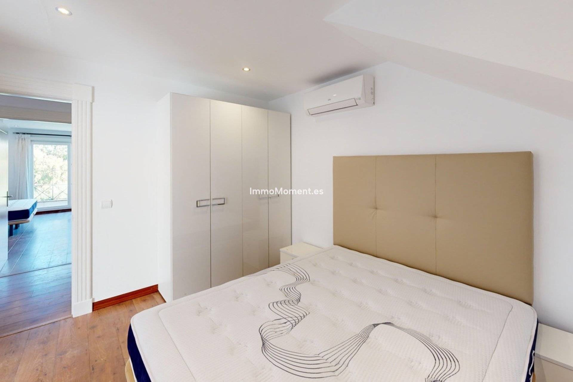 Wiederverkauf - Freistehende Villa - Sotogrande - Sotogrande Costa