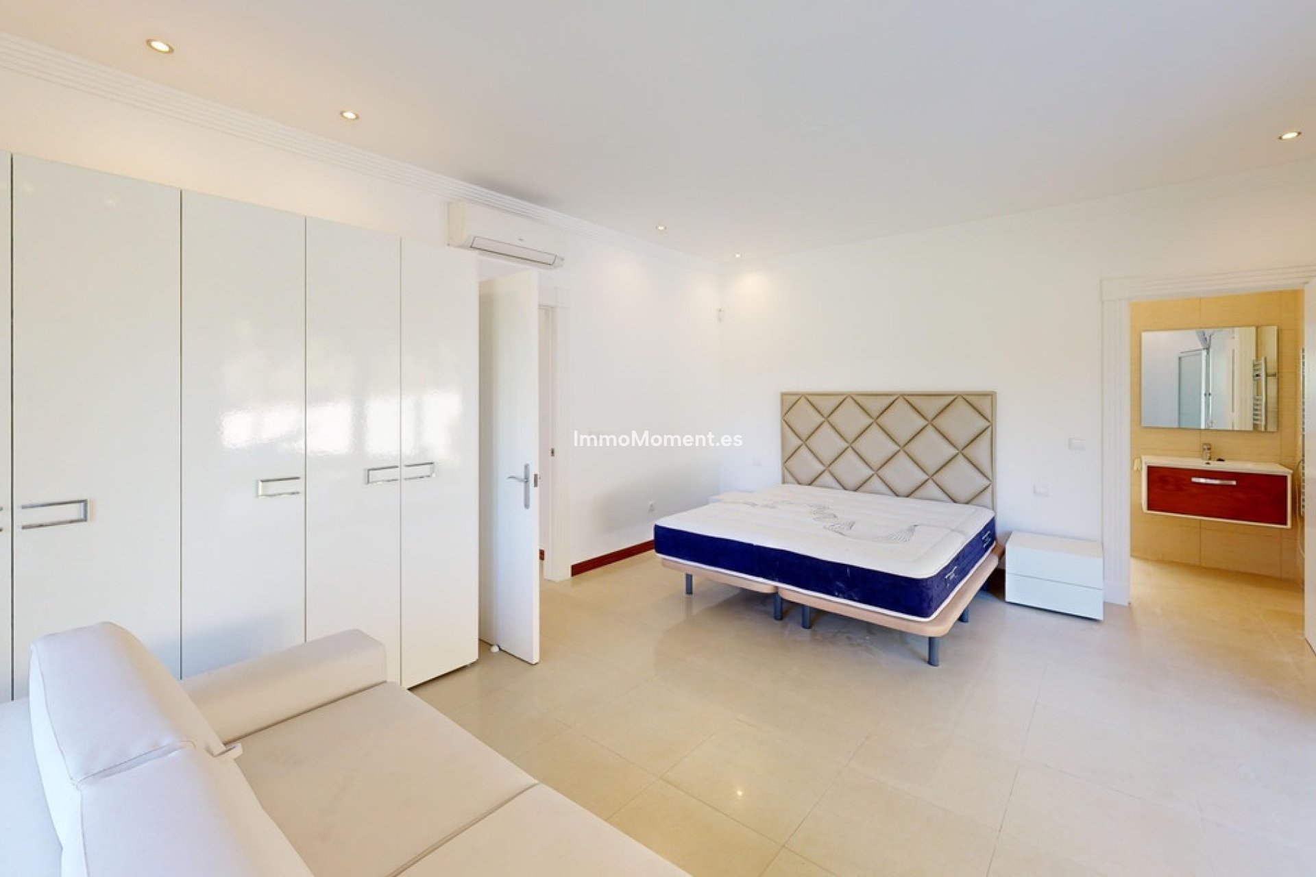 Wiederverkauf - Freistehende Villa - Sotogrande - Sotogrande Costa