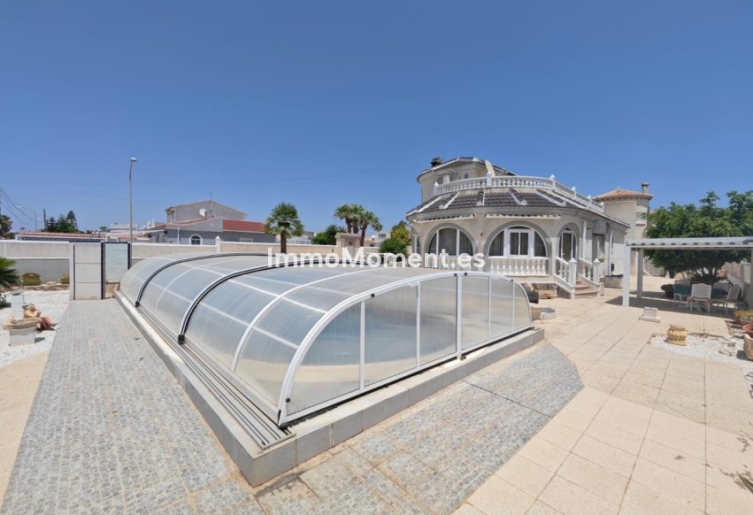 Wiederverkauf - Freistehende Villa - Torrevieja - La Siesta