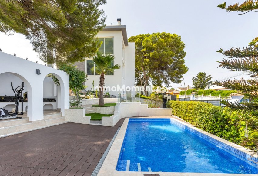Wiederverkauf - Freistehende Villa - Torrevieja - Los Balcones - Los Altos del Edén