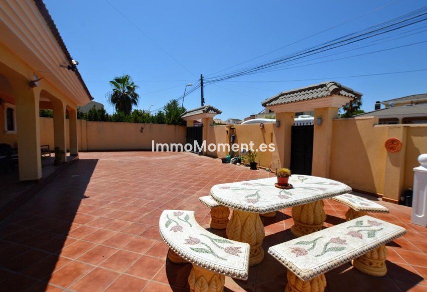 Wiederverkauf - Freistehende Villa - Torrevieja - Los Balcones - Los Altos del Edén
