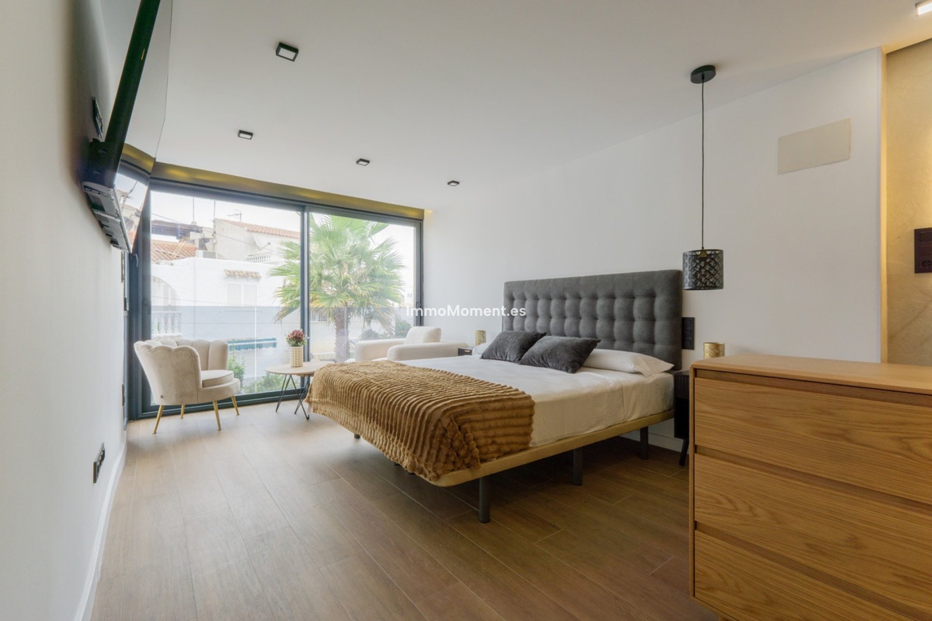 Wiederverkauf - Freistehende Villa - Torrevieja - Torrevieja Centro