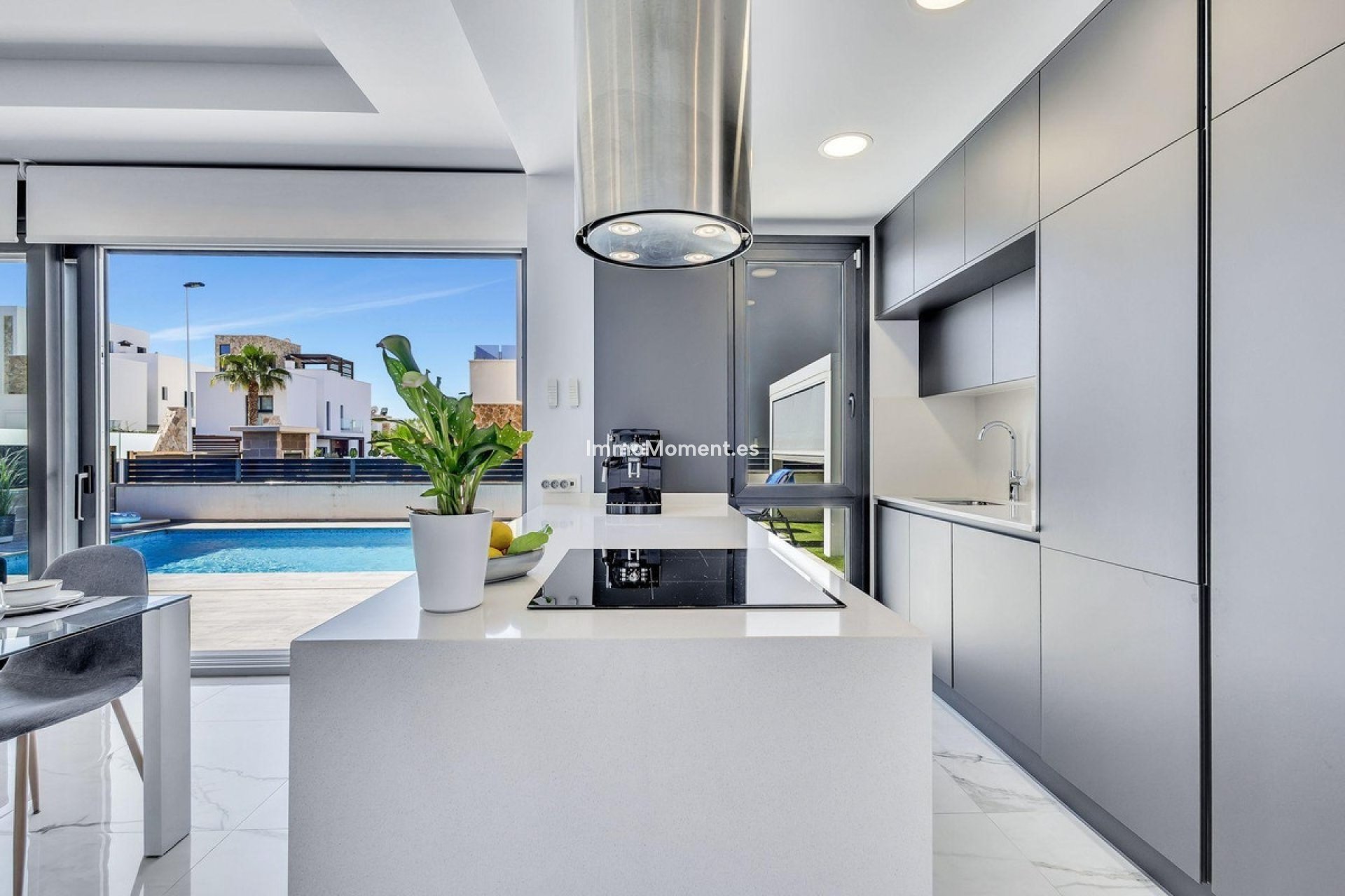 Wiederverkauf - Freistehende Villa - Torrevieja - Torrevieja Centro