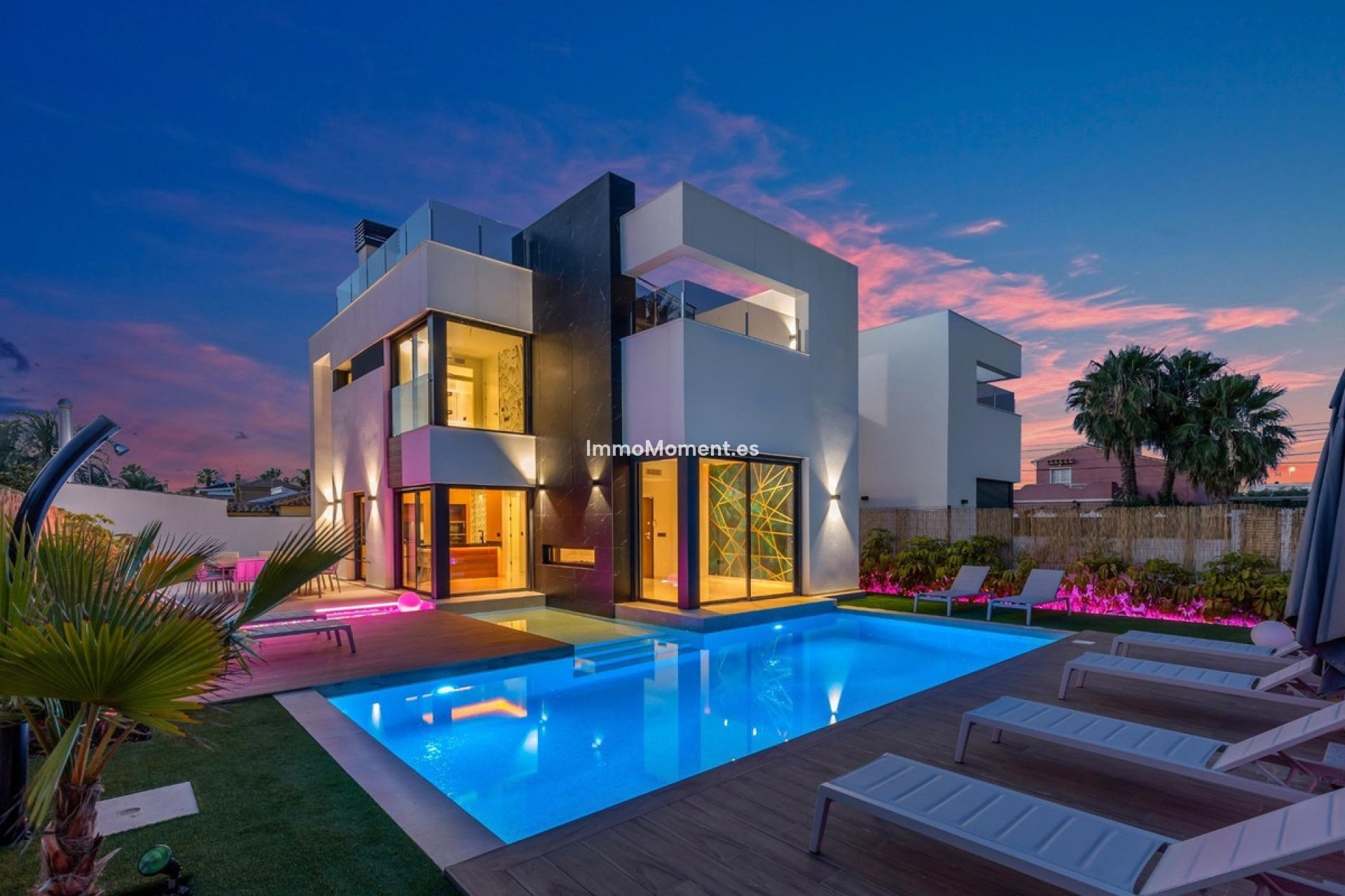 Wiederverkauf - Freistehende Villa - Torrevieja - Torrevieja Centro