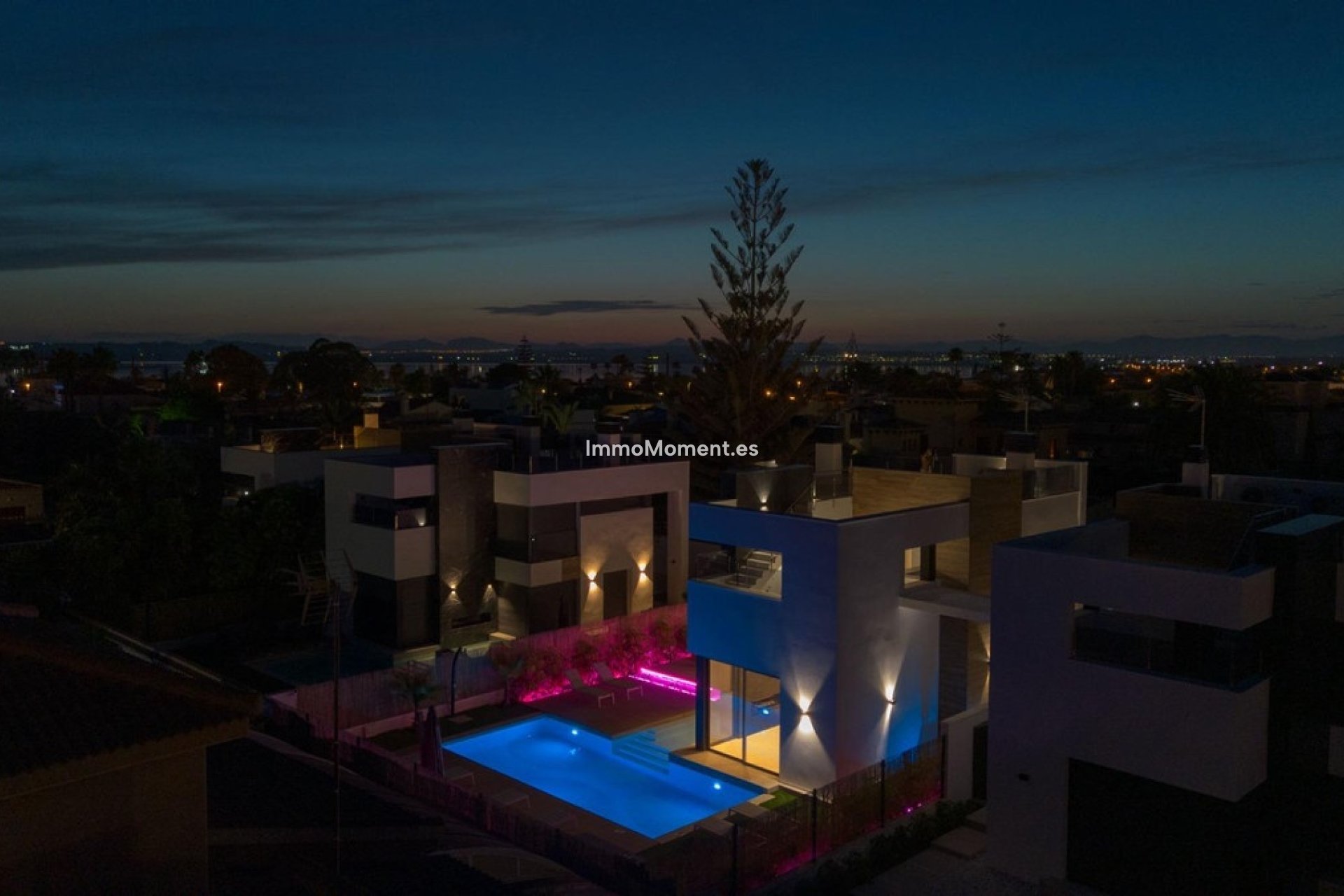 Wiederverkauf - Freistehende Villa - Torrevieja - Torrevieja Centro
