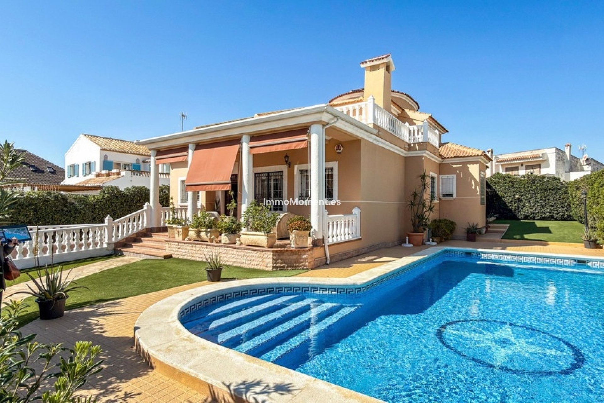 Wiederverkauf - Freistehende Villa - Torrevieja - Torrevieja Centro