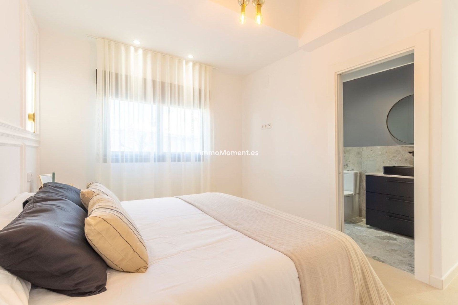 Wiederverkauf - Freistehende Villa - Torrevieja - Torrevieja Centro