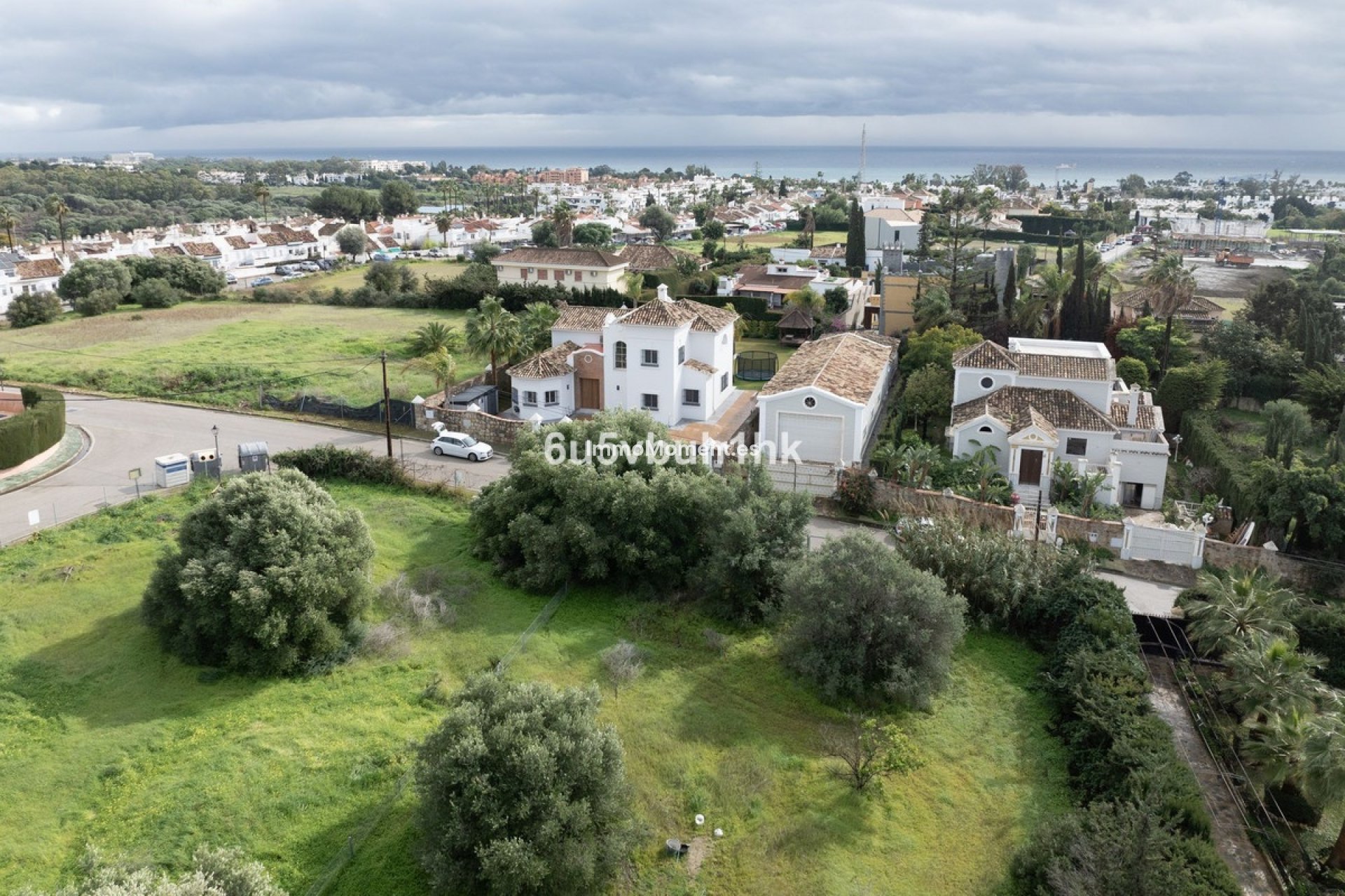Wiederverkauf - Grundstück - Estepona  - Bel Air
