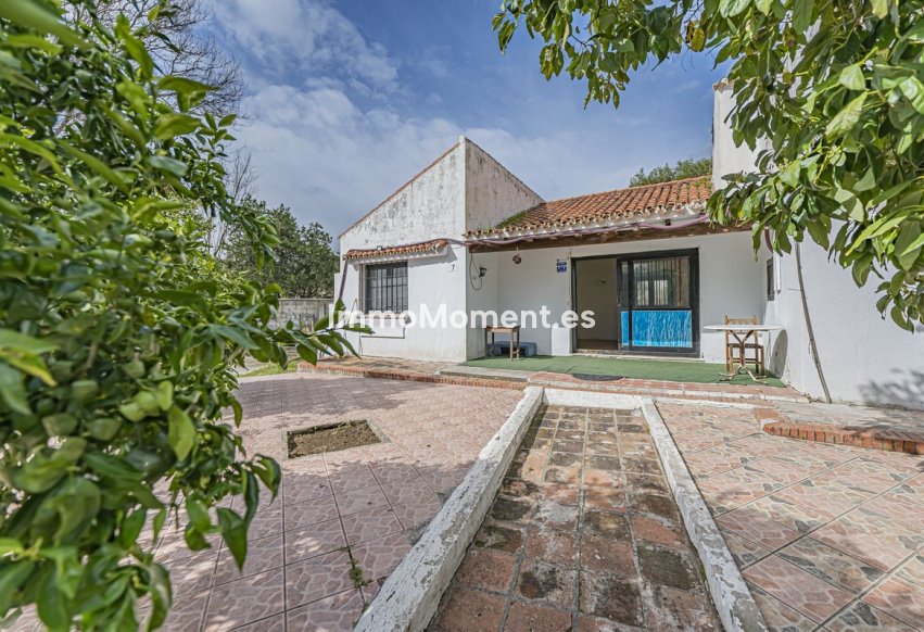 Wiederverkauf - Grundstück - Estepona  - Costalita