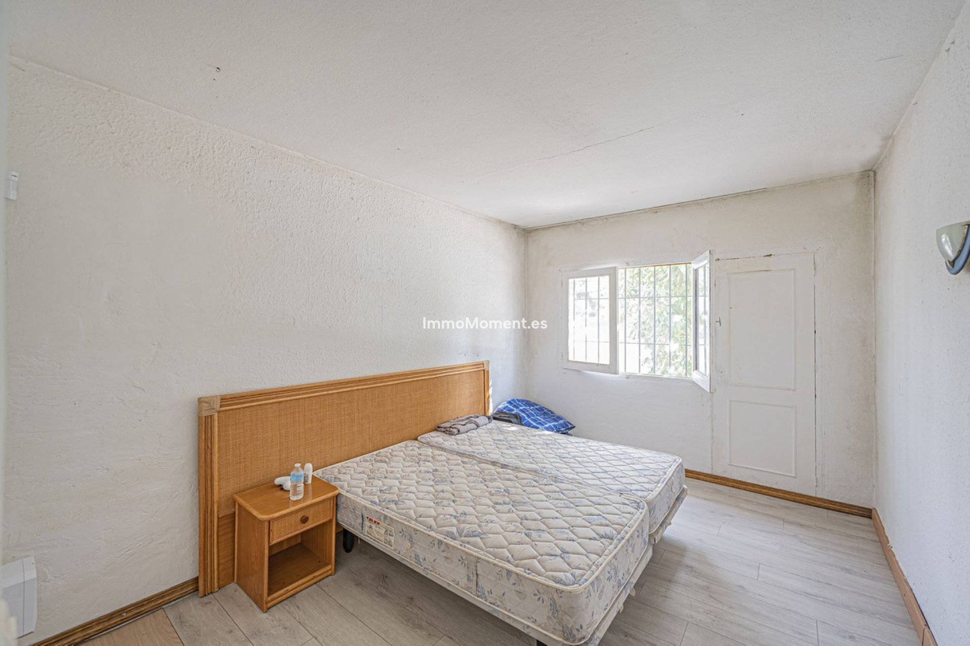 Wiederverkauf - Grundstück - Estepona  - Costalita