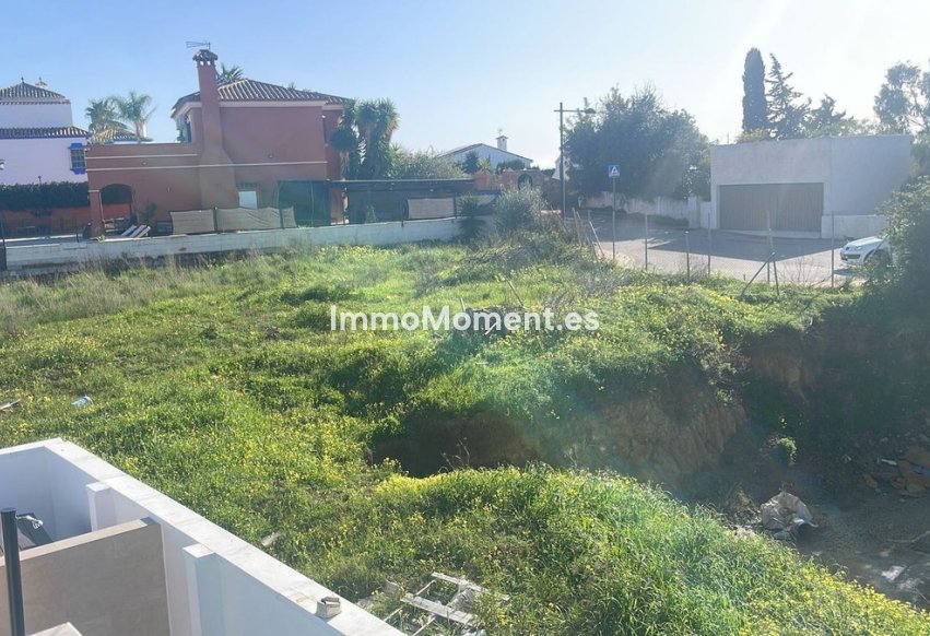 Wiederverkauf - Grundstück - Estepona  - Estepona Centro